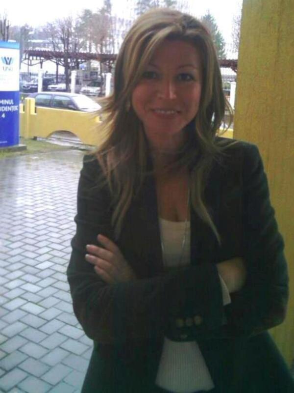 Yolanda Aldón regresa a España cargada de éxito tras la presentación de su último libro en la universidad de Stefano Cel Mare de Suceava (Rumanía)