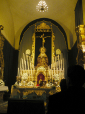 Provincia. Altar y culto de la Novena en honor de María. Stma. de las Angustias Coronada de la Hermandad de la Vera-cruz de Alcalá del Río 