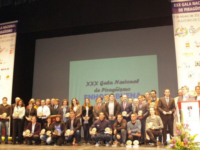 El Club Náutico Sevilla, protagonista en Cuenca de la XXX Gala Nacional del piragüismo