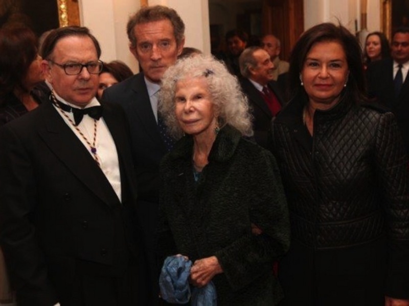 La duquesa de Alba, presidenta de honor de la fundación real academia de medicina y cirugía de Sevilla