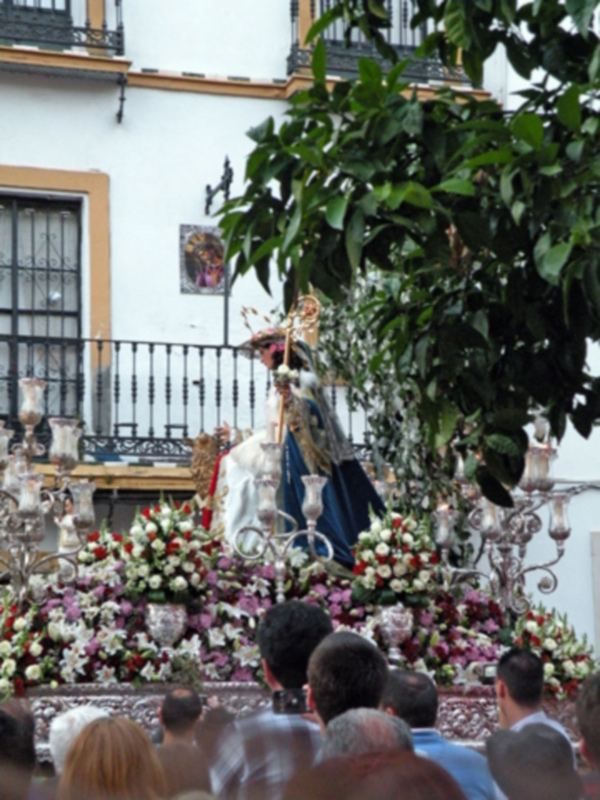 Sevilla.La Divina Pastora de las Almas de San Antonio, procesiono por el arrabal de San Vicente-San Lorenzo
