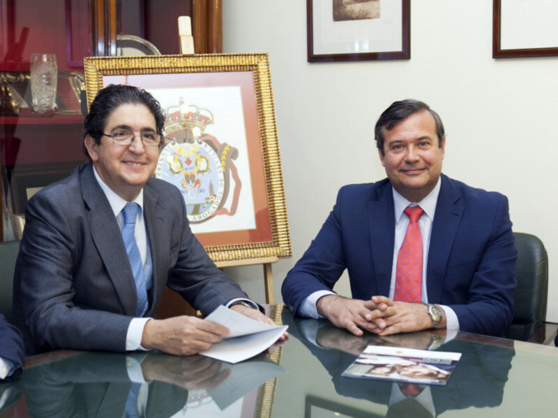     EL COLEGIO DE ABOGADOS Y CEU SAN PABLO ANDALUCÍA SUSCRIBEN UN CONVENIO DE COLABORACIÓN, EN EL LANZAMIENTO DEL NUEVO GRADO EN DERECHO.