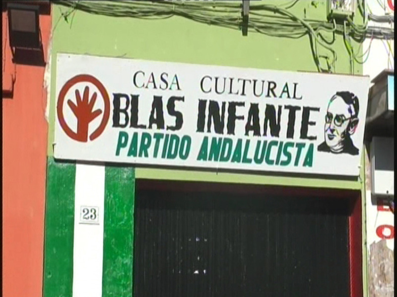 El PA pide medidas urgentes para finalizar lo antes posible la cubierta del mercado de abastos.(Chipiona) 
