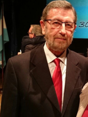 Gracia Navarro respalda  la Educación de Adultos en su 30 aniversario.-