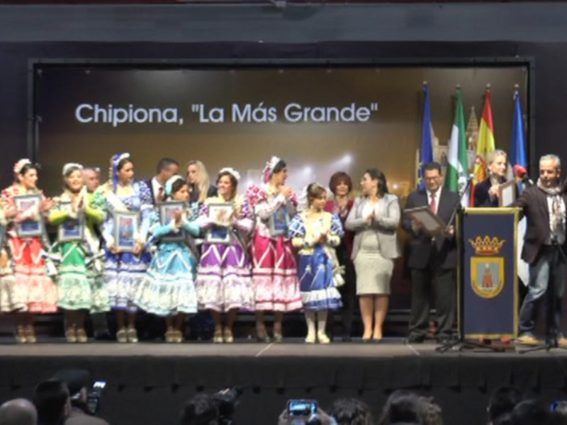 Casi doscientas personas se suman a la presentación oficial del  Carnaval del Carnaval 2015(Chipiona) 