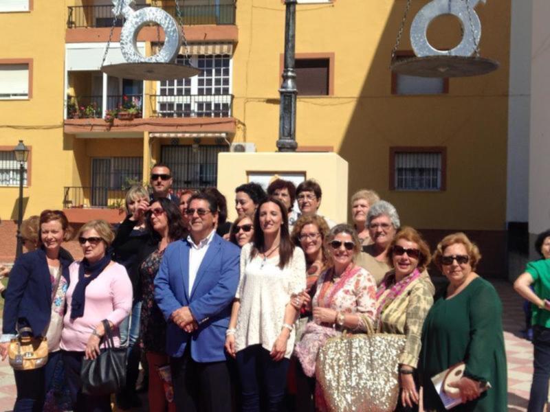 Chipiona ya cuenta con una plaza pública que hace visible su compromiso por la igualdad entre hombres y mujeres  