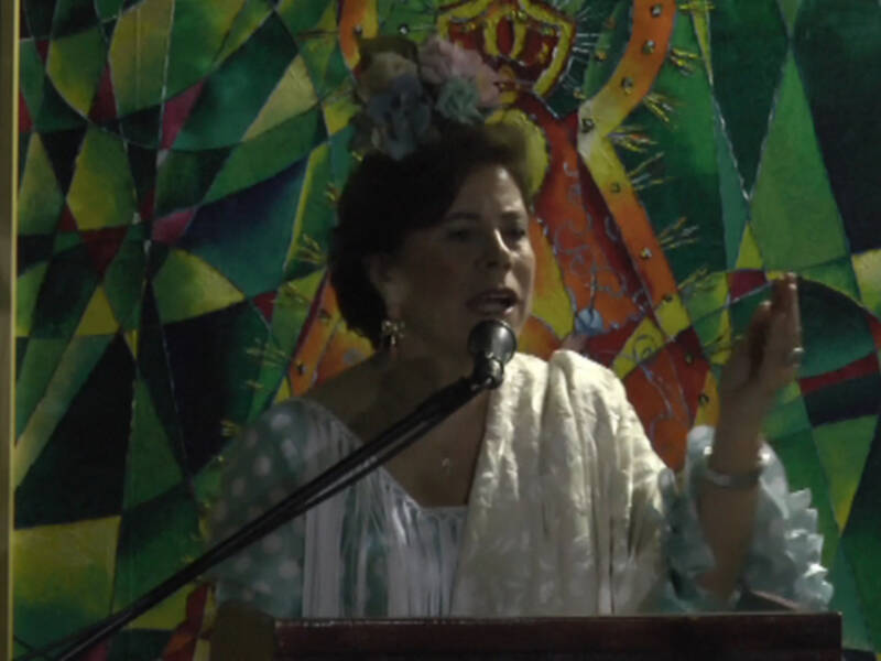 Un recorrido desde su niñez por la tradición de las cruces de mayo centró el pregón de Manuela Guisado ?Lichi? 