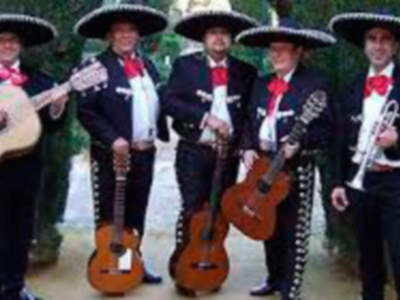 Sevilla.  Hoy Lunes, Guitarras y Mariachi en "Temas Sevillanos"