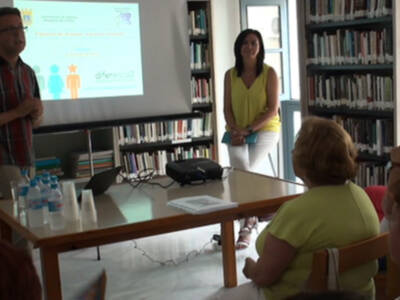 Mucha participación en el inicio de las I Jornadas primeras Jornadas Mujer y Literatura(Chipiona)