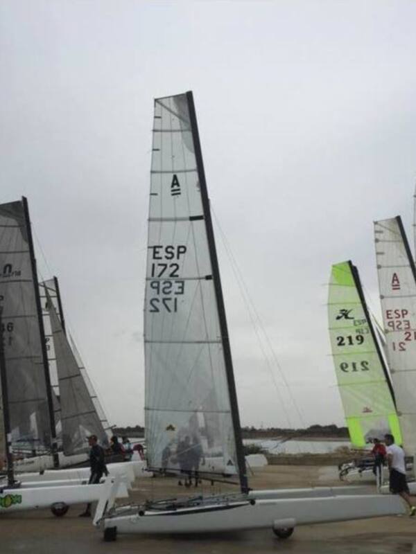 Podio para el Club Náutico en el Campeonato de Andalucía de la clase Catamarán