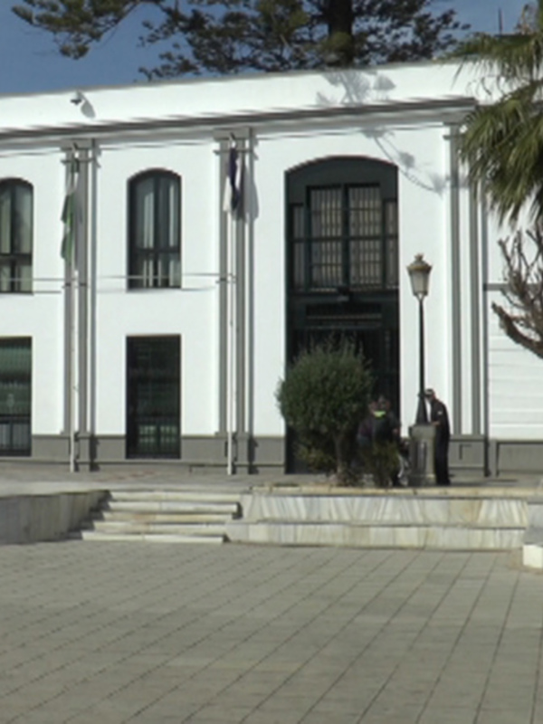 Publicadas las listas provisionales de admitidos para el programa de ayuda a la contratación. 