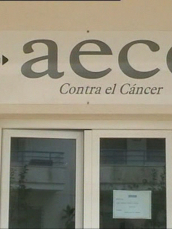 La Asociación Contra el Cáncer organiza actividades y una merienda solidaria para conmemorar el día contra el cáncer de mama(Chipiona) 