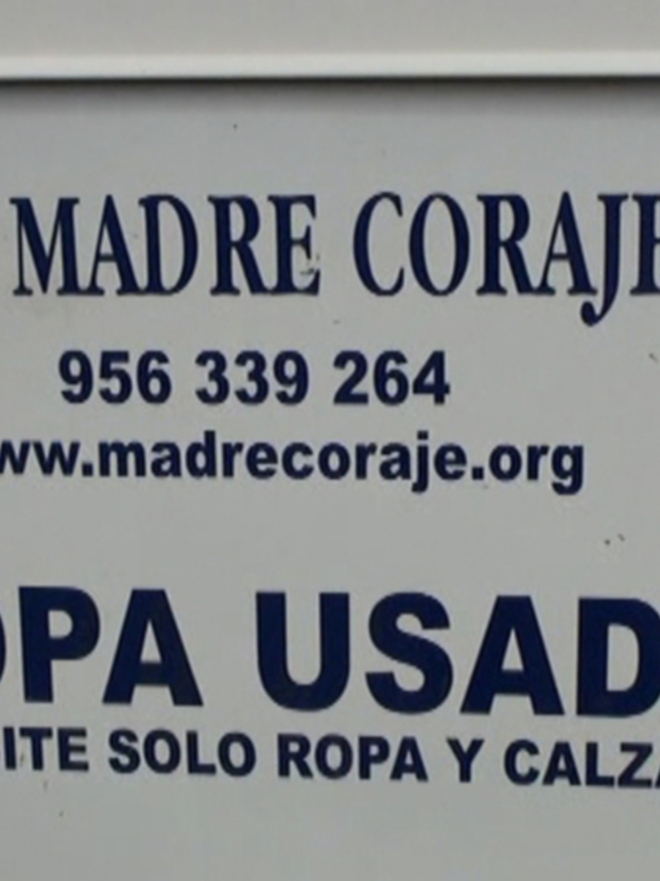 Madre Coraje recogió en 2015 36 toneladas de ropa y 3719 litros de aceite usado(Chipiona)