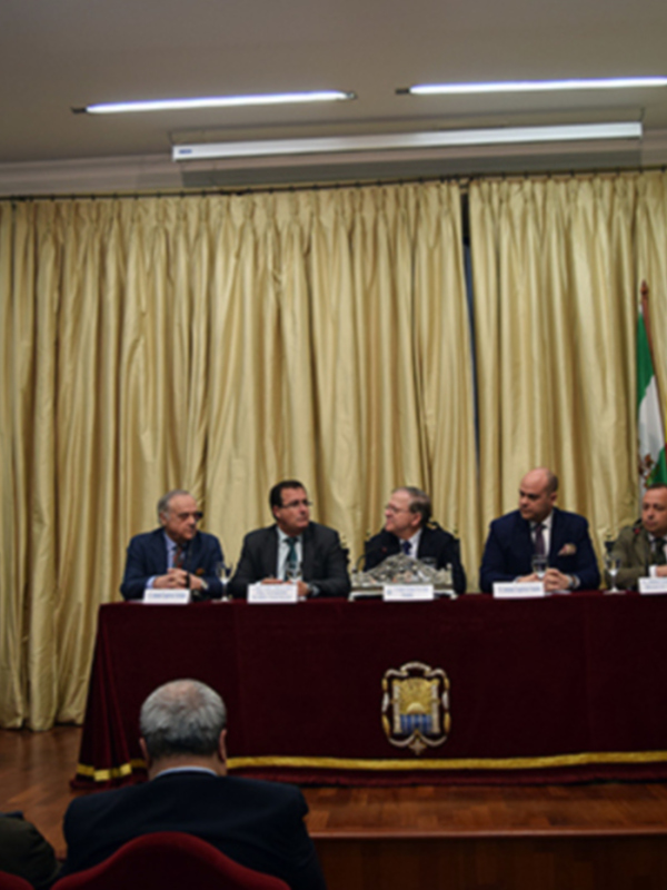 Presentación del logotipo del  Cien Aniversario de la Cabalgata de Reyes  del Ateneo sevillano.