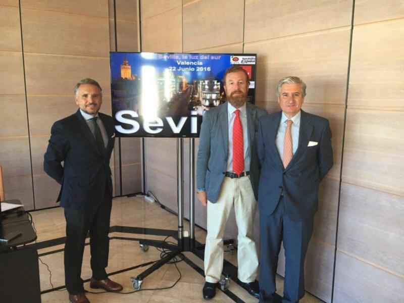 Hoteles se promocionan en Valencia bajo el eslogan 'Sevilla, la luz del Sur'