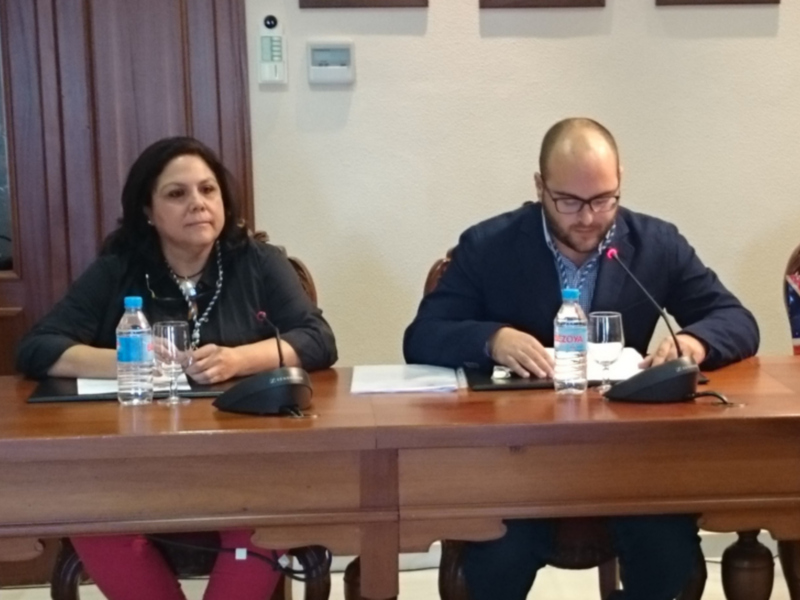 Rafael Pastorino Torreño y Alicia Valdés Millán toman posesión como nuevos concejales del Partido Popular en el Ayuntamiento de Chipiona