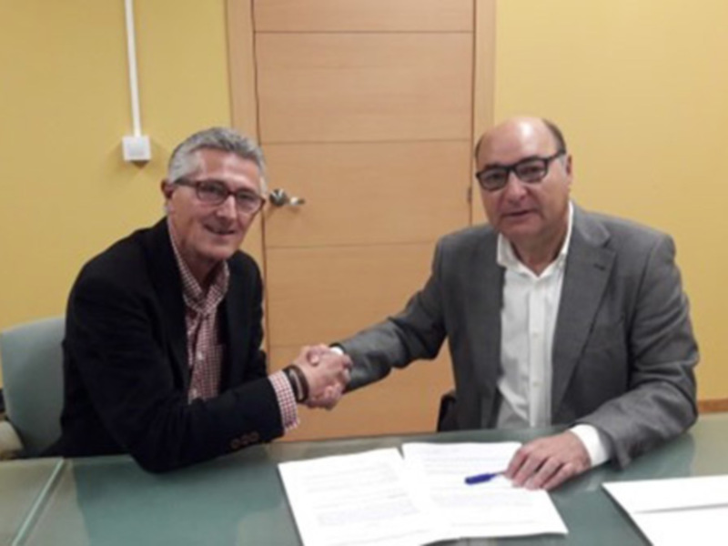Renovación del acuerdo con Isla Mágica. El 24 de junio, “Día de la Prensa” en el parque temático