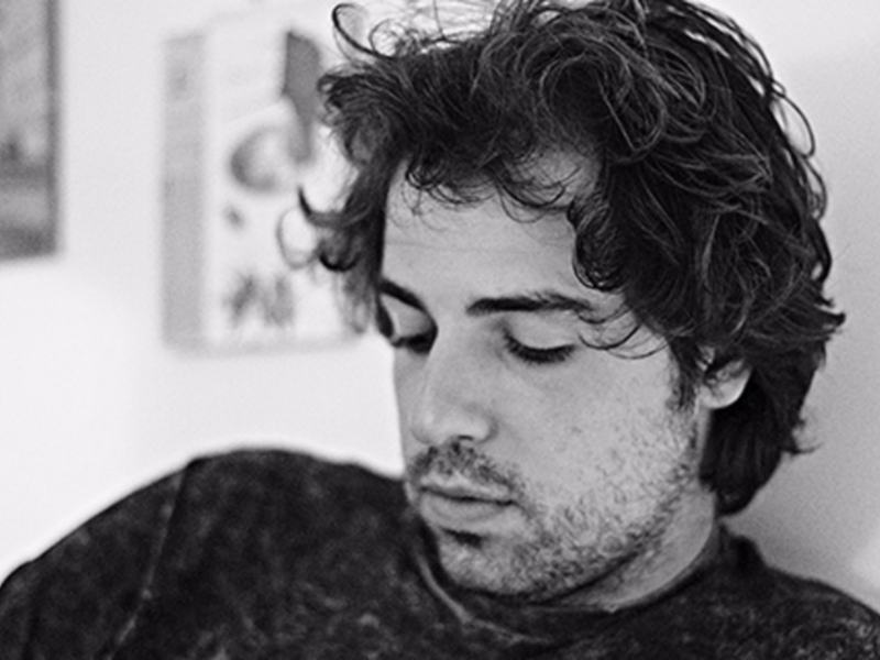 Álvaro Guijarro ganador del III Premio de Poesía Joven Antonio Colinas