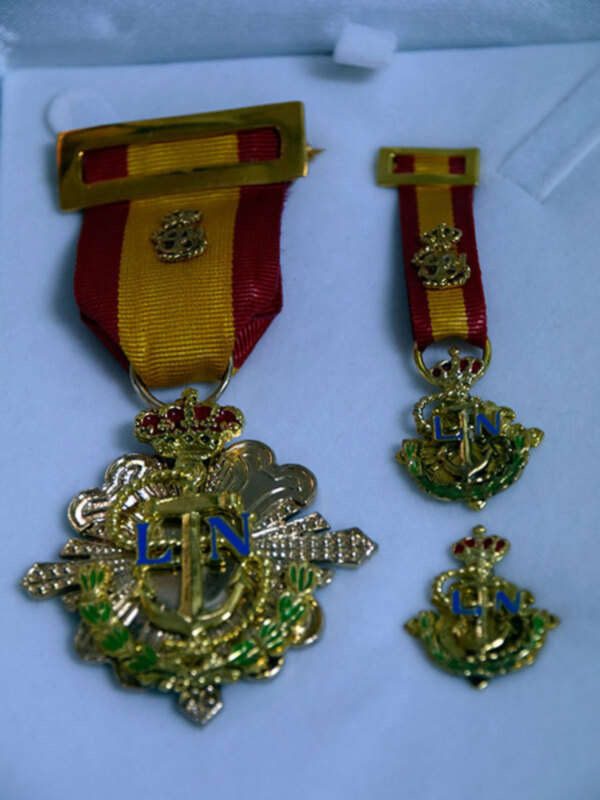 Imposición de Medalla de Oro a la Virgen del Carmen de  Calatrava.