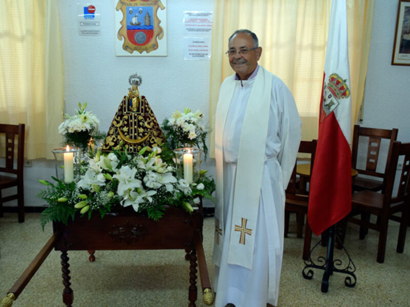 En la casa de Cantabria en Sevilla procesionó en andas su patrona Ntra. Sra. Bien Aparecida.