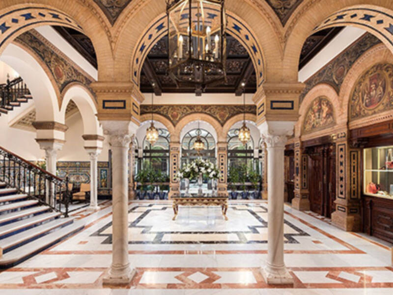El Hotel Alfonso XIII el mejor hotel de España en los World Travel Awards