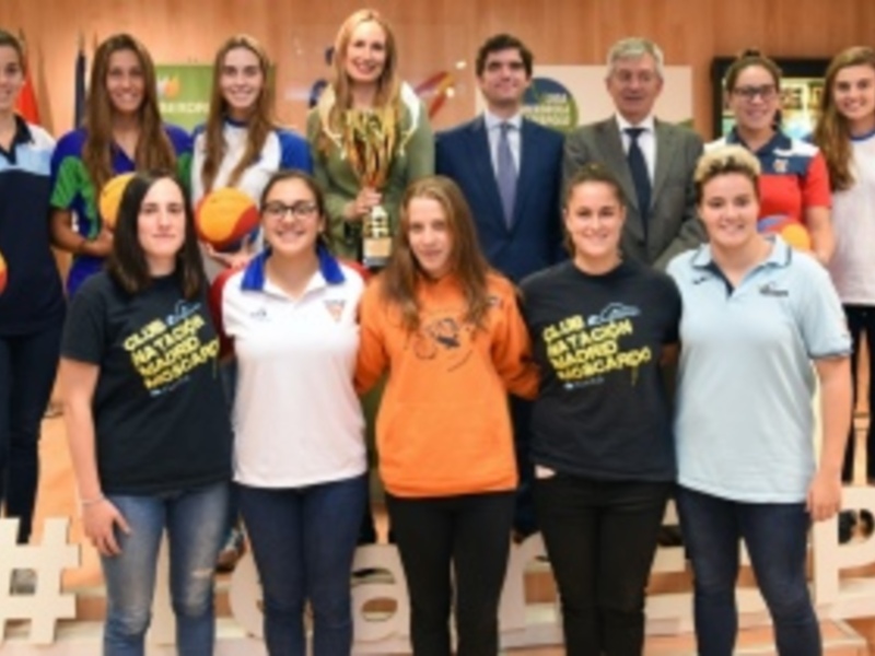 El C.W. Dos Hermanas, en la presentación de la Liga Iberdrola