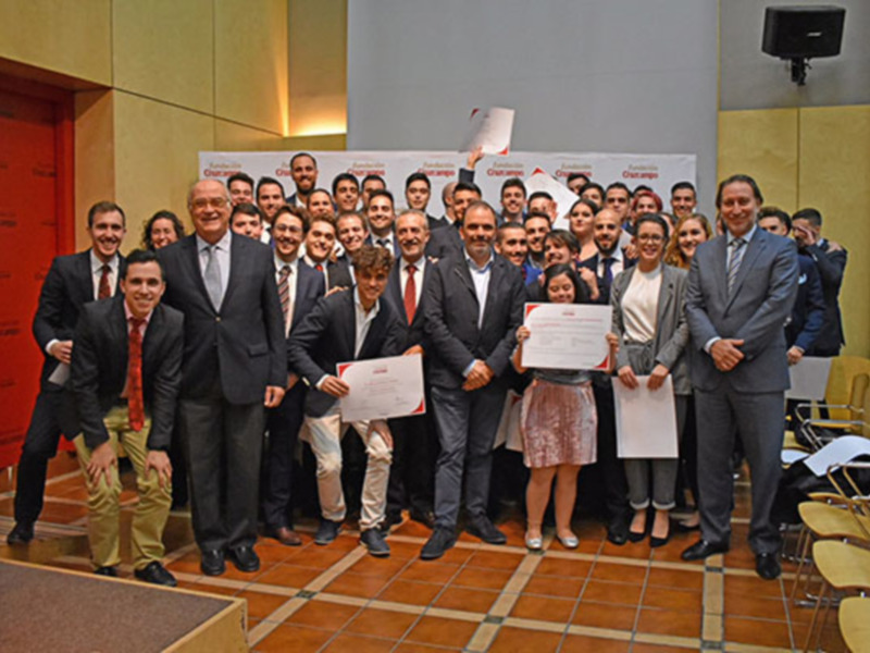 La Escuela de Hostelería Fundación Cruzcampo inaugura el curso con una sesión magistral dos estrellas Michelín