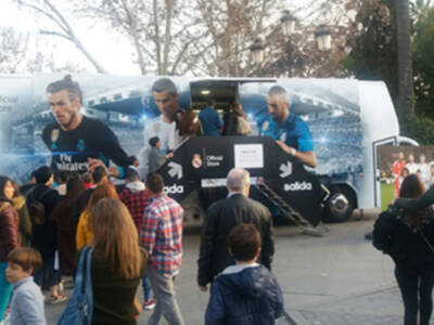 El autobús del Real Madrid en Sevilla