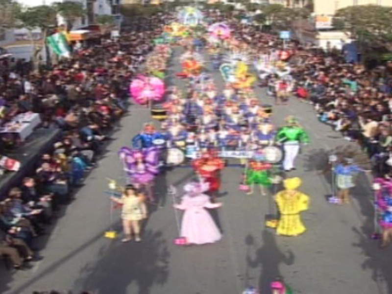 22 grupos e individuales ofrecerán sus creaciones en la cabalgata del carnaval de Chipiona 2018