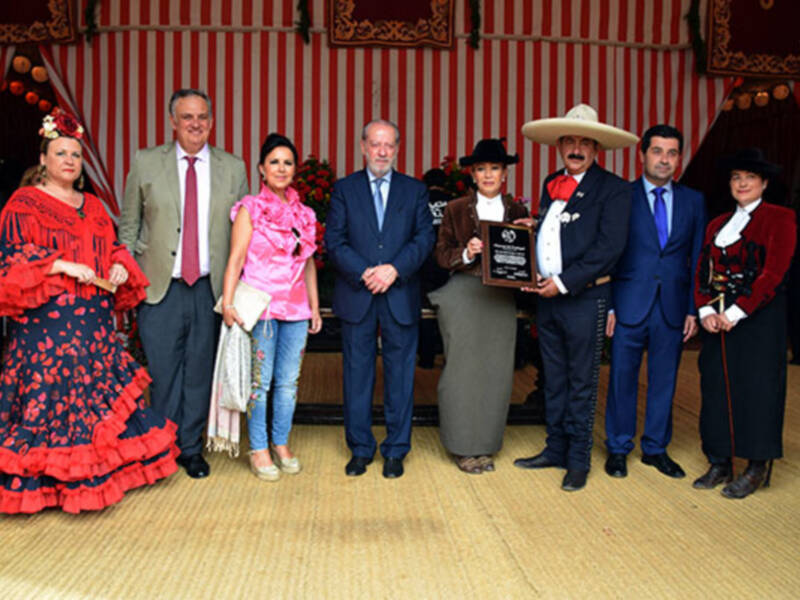 Recepción en la Caseta Municipal de Sevilla de los Charros de Pedregal.