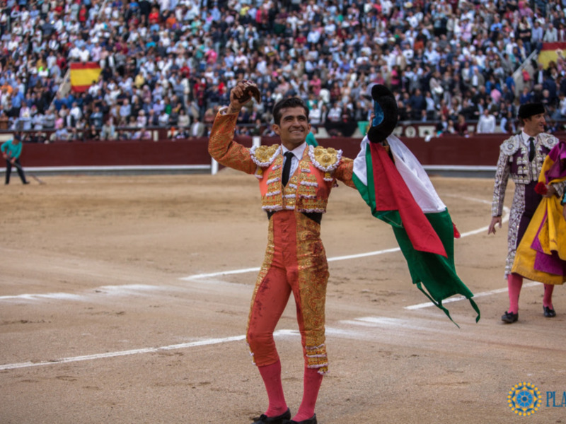 Un sábado de casi lleno en Las Ventas y la tarde dejó el nombre de Joselito Adame que cortó una oreja.