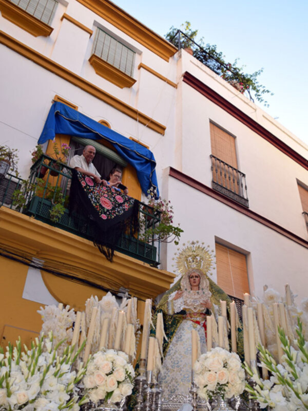 Procesión de la Réplica de la Macarena.