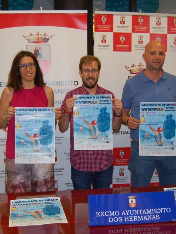 Dos Hermanas da la bienvenida al Campeonato de España juvenil femenino de waterpolo