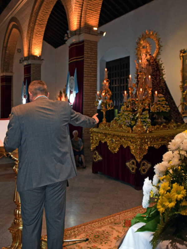 Paco Pérez se sumió a la lista de pregonero de la Virgen del Valle de Hinojos.