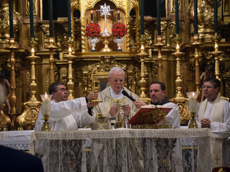 50 Aniversario del nacimiento de la Confraternidad de Hermandades y Cofradías de la Vera-Cruz.