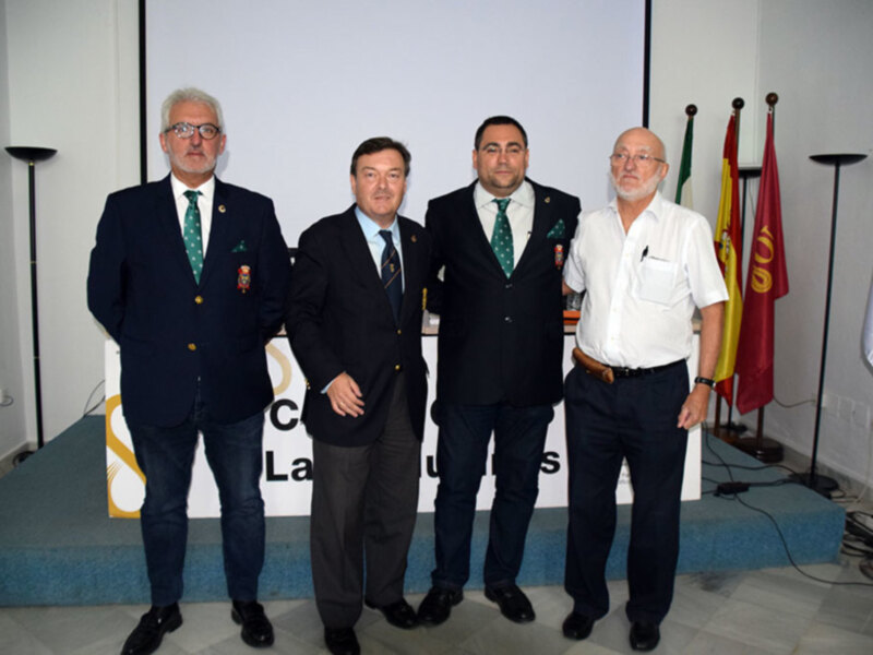 En la casa de las Columna de Triana se realizó una conferencia sobre “Las cañoneras españolas.