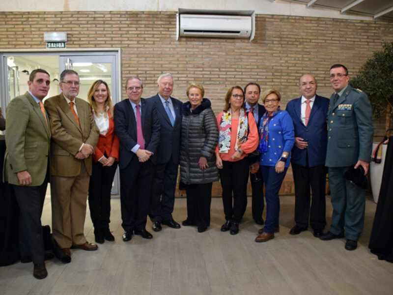 El cartel pictórico  de Isabel Sola anuncia la cabalgata de los Reyes Magos. 2019
