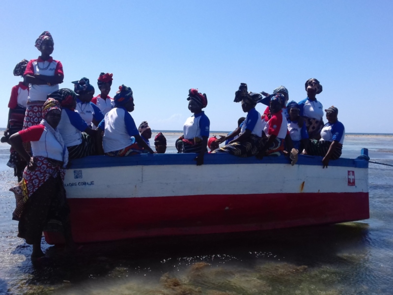 30 familias pescadoras de Mozambique mejoran su economía con formación en técnicas pesqueras y la puesta en marcha de un mercado y una huerta comunita