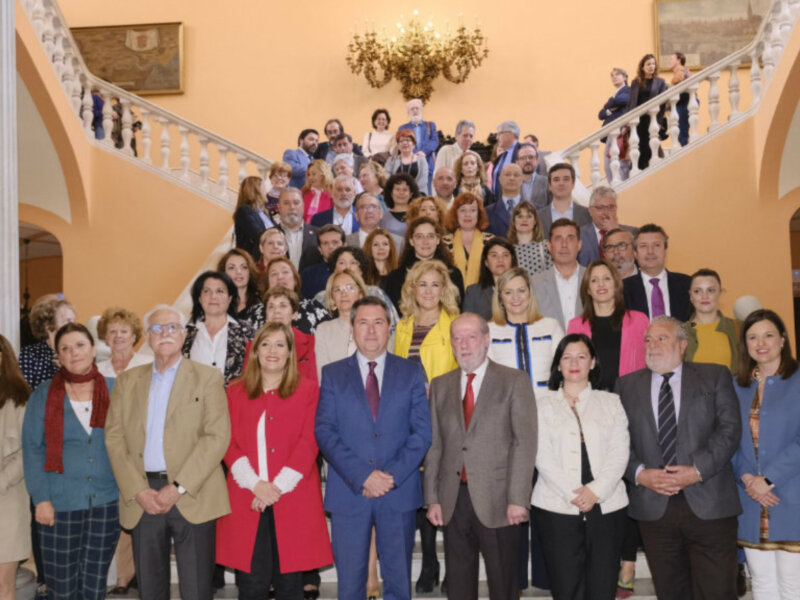 Canal Sur y la FAMP presentan la serie documental "40 años de ayuntamientos democráticos"