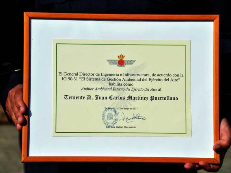 El Acuartelamiento Aéreo de Tablada y Maestranza Aérea con el certificado ISO 14001, como mejor sistema de gestión  medioambiental.