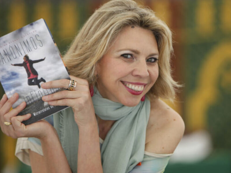 "Para escribir una novela hace falta tiempo y soledad y yo no los tengo"