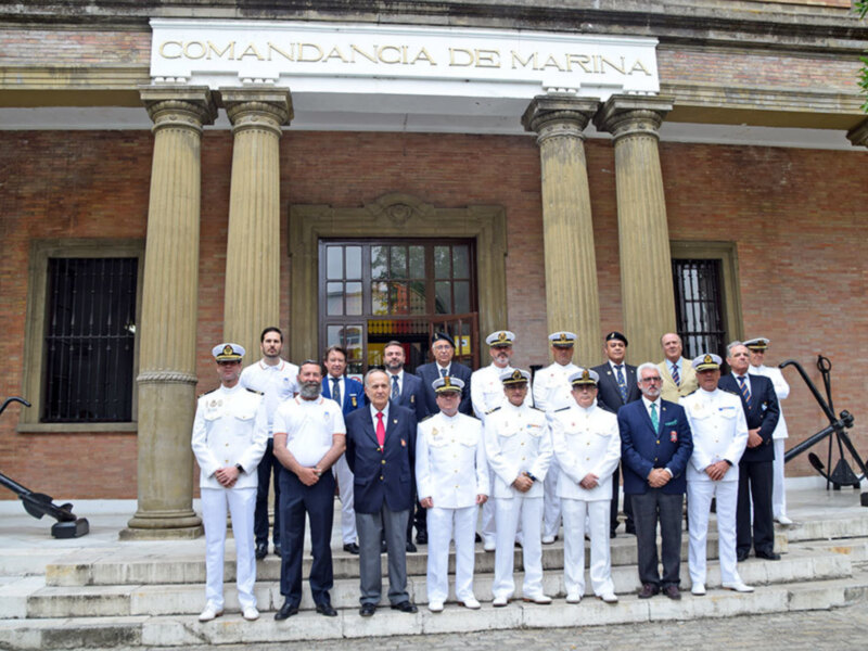 Sevilla participó en el acto homenaje a los marineros caídos en 1898 de Cuba y Filipina