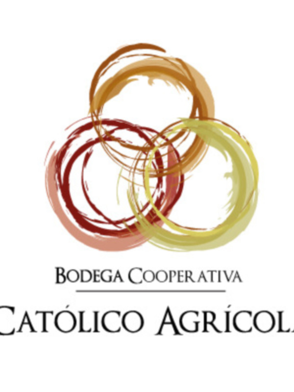 La Bodega Cooperativa Católico Agrícola recibe dos importantes premios internacionales