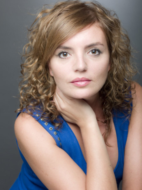 Paz Alarcón cantará en la presentación de ‘Canta, Rocío, canta’, el nuevo libro de Marina Bernal dedicado a La más grande