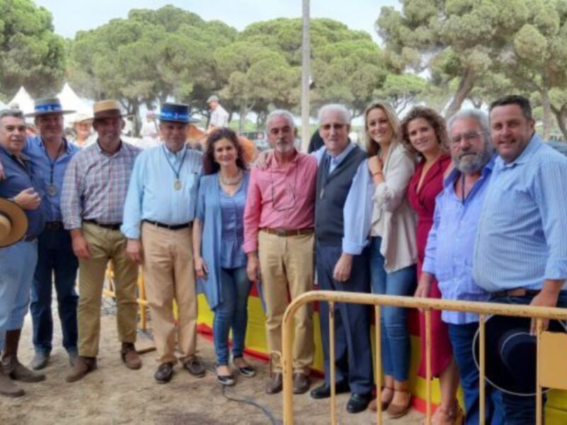 Antonio Dorantes agradecido y emocionado por el homenaje que le rindió la Hermandad del Pinar ayer en la celebración de la Fiesta de la Palmicha
