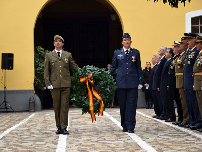 El Delegado del Gobierno en la comunidad Autónoma de Andalucía Lucrecio Fernández presidió el XXV Aniversario de la Delegación de Defensa.