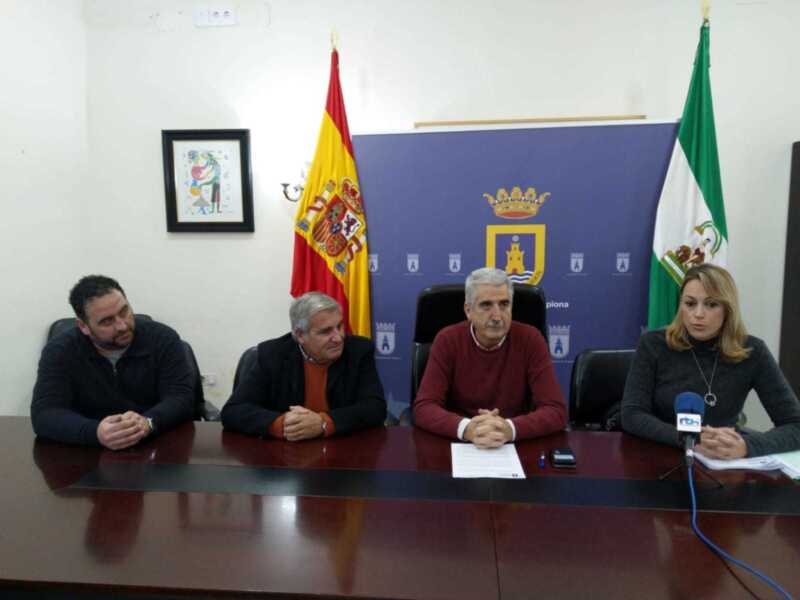 Ayuntamiento de Chipiona y Acitur firman un convenio para el desarrollo del Centro Comercial Abierto