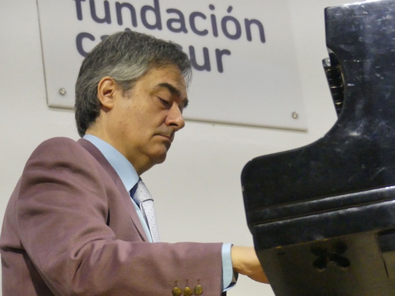 El arte de la improvisación llega al  Espacio Turina de la mano del  pianista Andrés Carlos Manchado