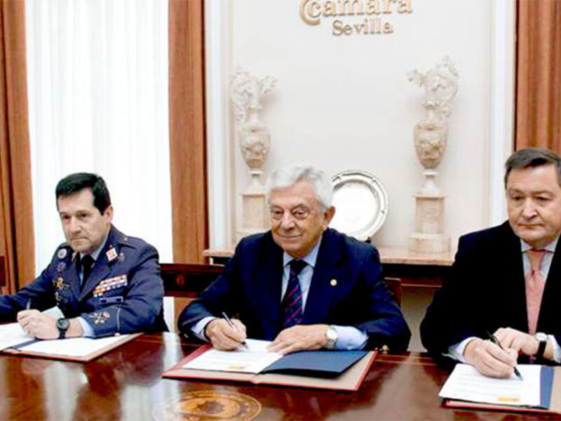 Acuartelamiento,  de Tablada de Sevilla, se suscribió un acuerdo en la Cámara de Comercio de Sevilla y el Ejército del Aire