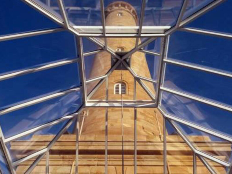 El Puerto de Sevilla reemplaza la claraboya del Faro de Chipiona
